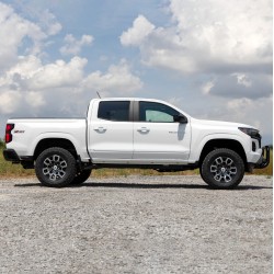  Chevrolet Colorado Crew Cab Painted Body Side Molding 2023 - 2024 / FE-COL23-CC