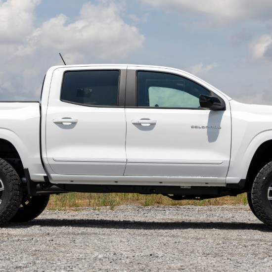  Chevrolet Colorado Crew Cab Painted Body Side Molding 2023 - 2025 / FE-COL23-CC