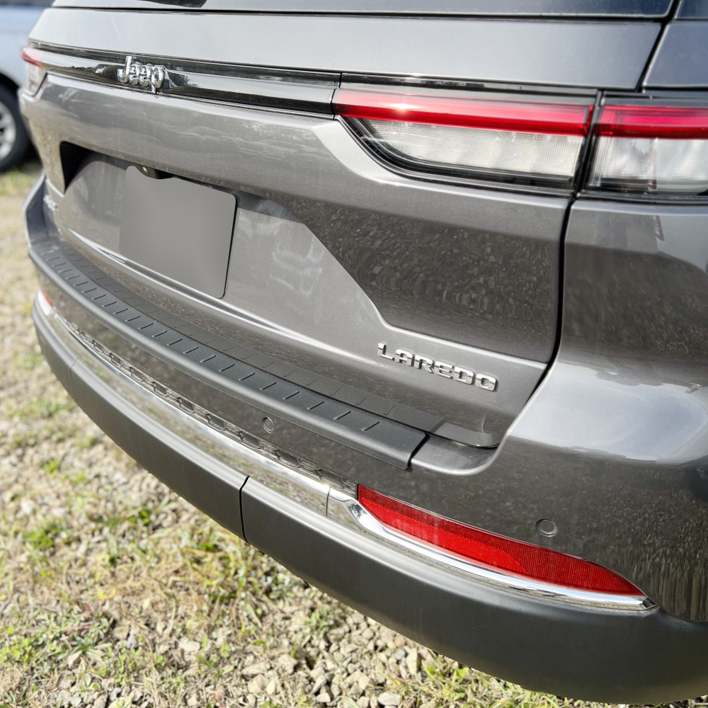Bumper Protectors : Jeep Grand Cherokee Rear Bumper Protector ...