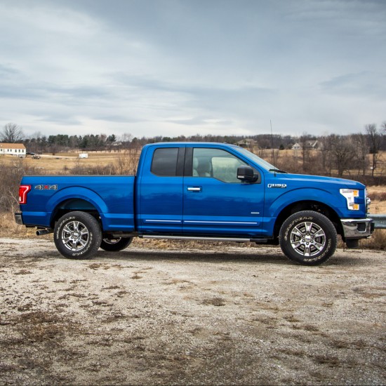Ford F-150 SuperCab ChromeLine Painted Body Side Molding 2015 - 2023 / CF2-F15015-SC Ford F-150 SuperCab ChromeLine Painted Body Side Molding 2015 - 2023 / CF2-F15015-SC