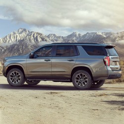  Chevrolet Tahoe Painted Moldings with a Color Insert 2021 - 2025 / CI-TAH/YUK21