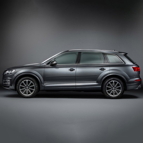 Audi Q7 Painted Body Side Molding 2007 - 2022 / FE-AUDI-Q7 Audi Q7 Painted Body Side Molding 2007 - 2022 / FE-AUDI-Q7