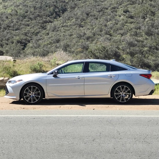  Toyota Avalon Painted Body Side Molding 2019 - 2023 / FE7-AVALON19