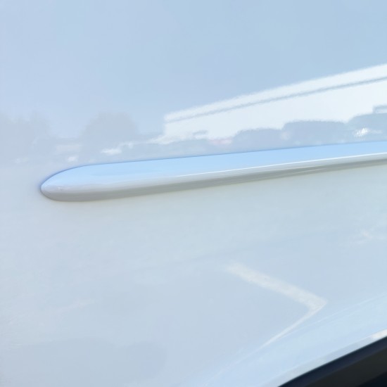 Jeep Grand Cherokee High Painted Body Side Molding 2014 - 2021 / HM-CHER14 Jeep Grand Cherokee High Painted Body Side Molding 2014 - 2021 / HM-CHER14
