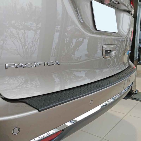  Chrysler Pacifica Rear Bumper Protector 2017 - 2025 / RBP-017