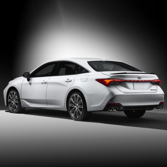 Toyota Avalon Factory Style Flush Mount Rear Deck Spoiler 2019 - 2022 / AVA19-FM Toyota Avalon Factory Style Flush Mount Rear Deck Spoiler 2019 - 2022 / AVA19-FM