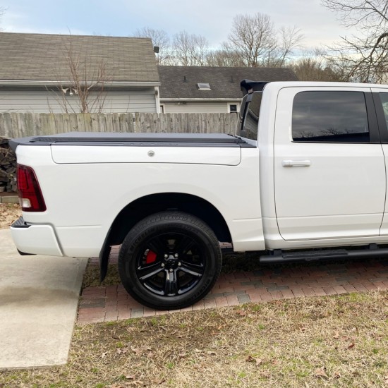 Dodge Ram 2500 Matte Black Truck Cab Spoiler 2010 - 2023 / EGR982859 Dodge Ram 2500 Matte Black Truck Cab Spoiler 2010 - 2023 / EGR982859