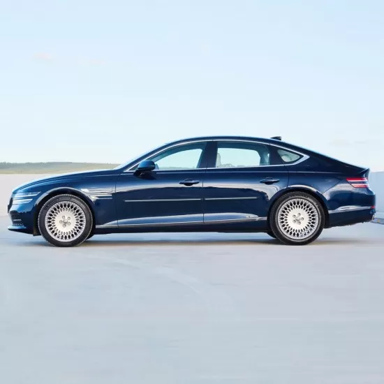  Genesis G80 ChromeLine Painted Body Side Molding 2021 - 2025 / CF-G80-21