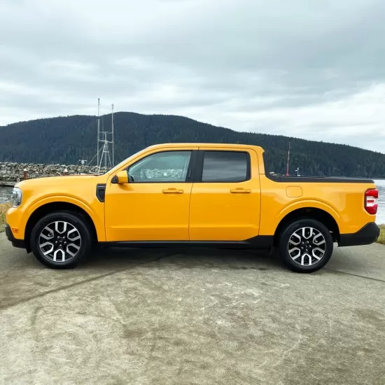  Ford Maverick Painted Body Side Molding 2022 - 2025 / FE-MAVERICK22-LOW