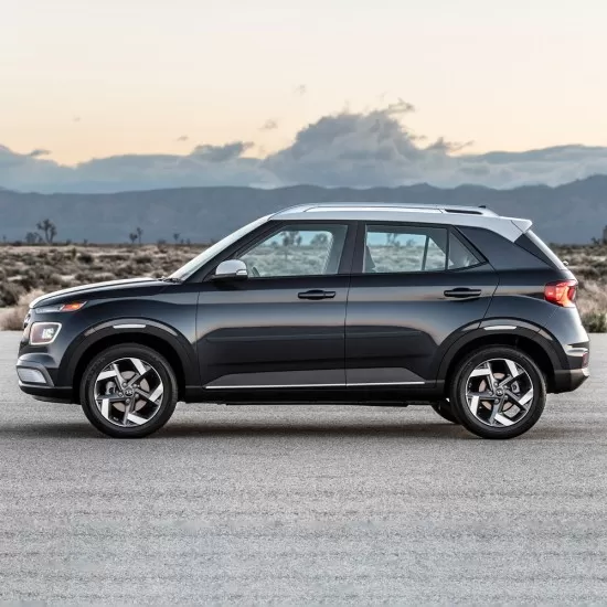 Hyundai Venue Painted Body Side Moldings 2020 - 2026